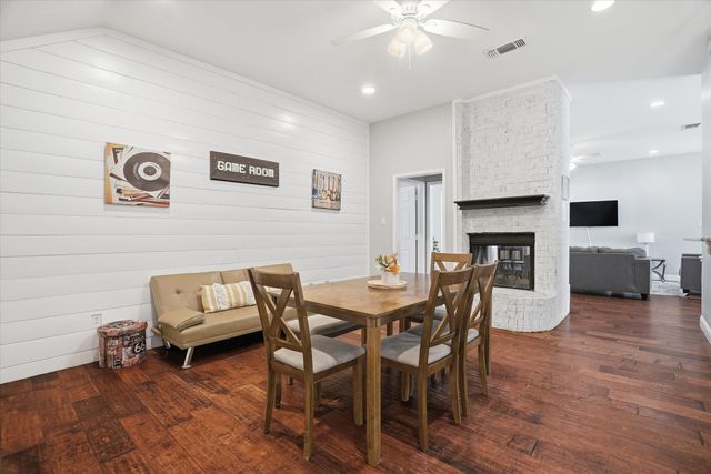 7021 Cook Circle, North Richland Hills, TX 76182