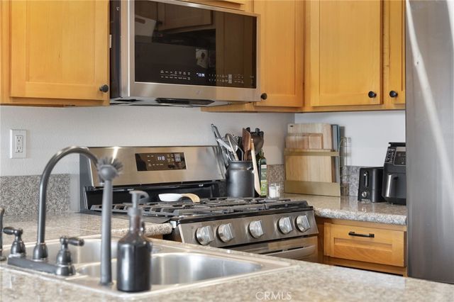 450 E 4th Street 344, Santa Ana, CA 92701