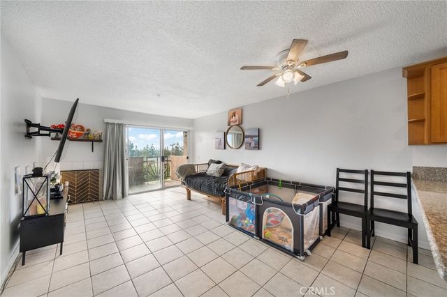 450 E 4th Street 344, Santa Ana, CA 92701