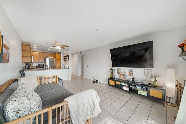 450 E 4th Street 344, Santa Ana, CA 92701