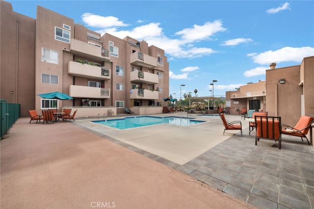 450 E 4th Street 344, Santa Ana, CA 92701