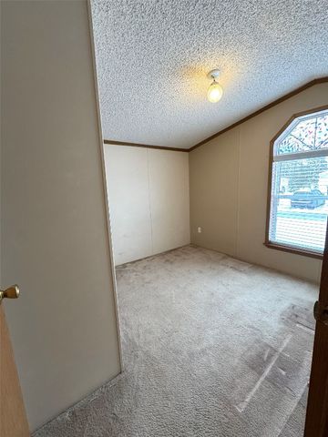 300 HOLLY PARK Drive, Erie, PA 16509