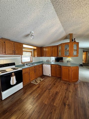 300 HOLLY PARK Drive, Erie, PA 16509