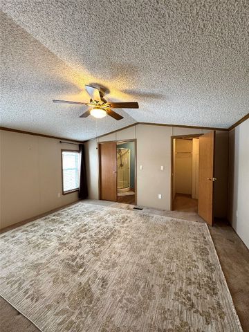 300 HOLLY PARK Drive, Erie, PA 16509