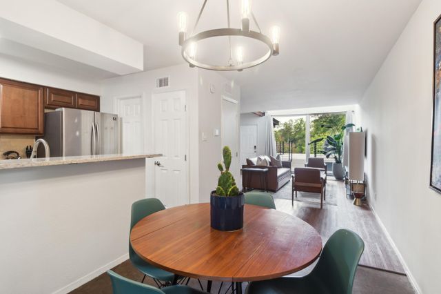 1501 Rockdale CIR A, Austin, TX 78704