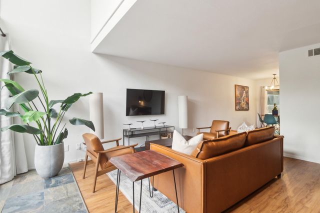 1501 Rockdale CIR A, Austin, TX 78704