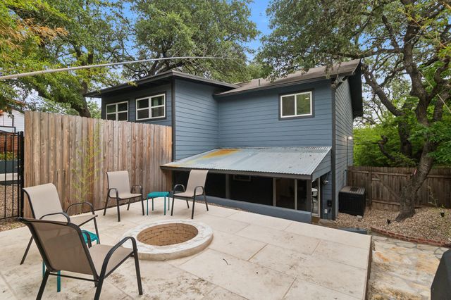 1501 Rockdale CIR A, Austin, TX 78704