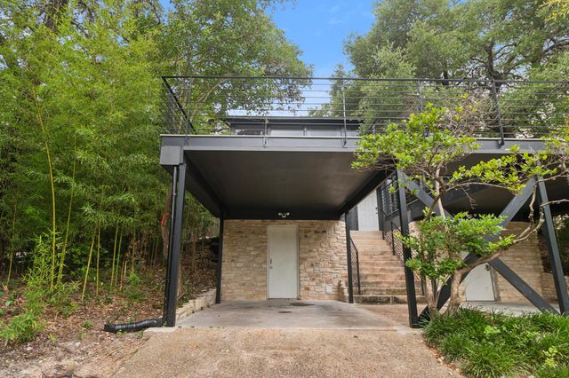 1501 Rockdale CIR A, Austin, TX 78704