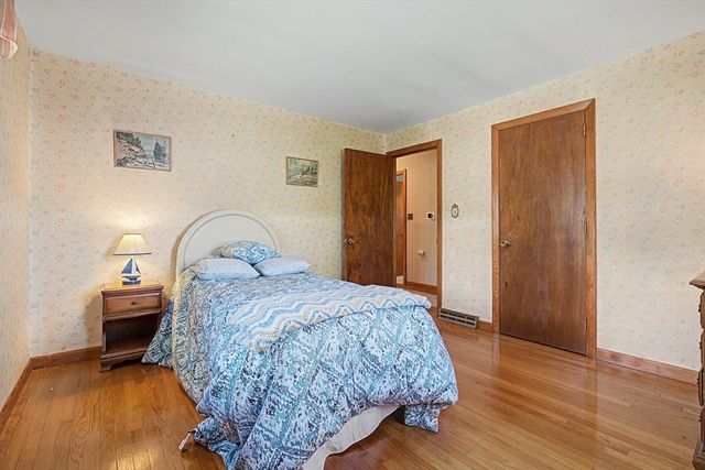 43 Dartmouth Road, Dennis, MA 02670