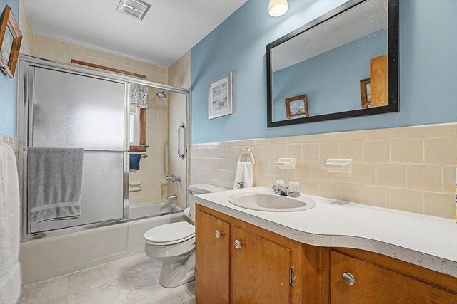 43 Dartmouth Road, Dennis, MA 02670