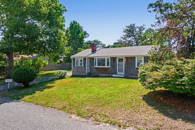 43 Dartmouth Road, Dennis, MA 02670