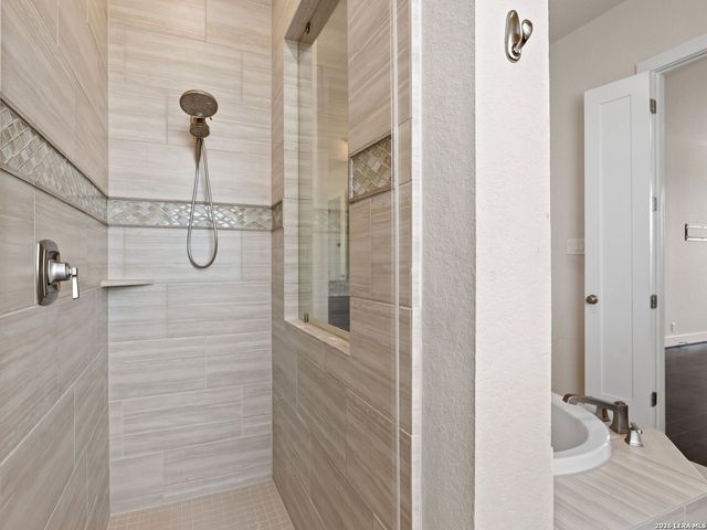 4008 Canaleta, San Antonio, TX 78261