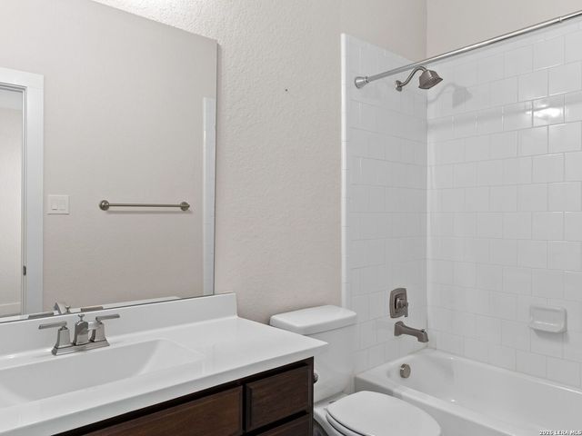 4008 Canaleta, San Antonio, TX 78261