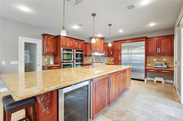 322 E 19th, Upland, CA 91784