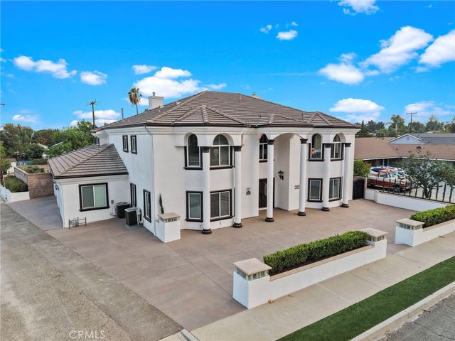 322 E 19th, Upland, CA 91784