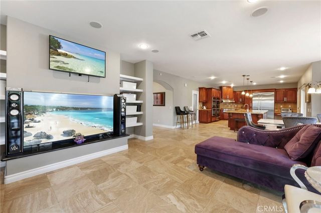 322 E 19th, Upland, CA 91784