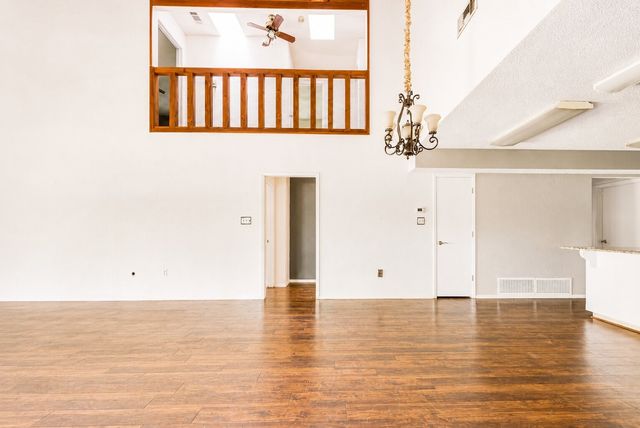 7425 US 287 Highway, Arlington, TX 76001
