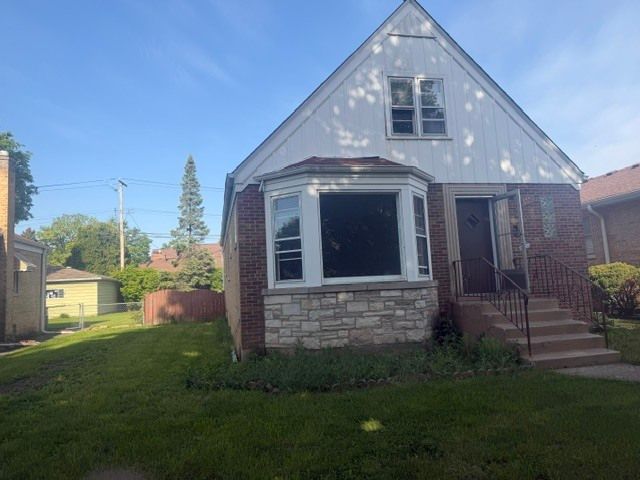 7338 N Overhill Avenue, Chicago, IL 60631