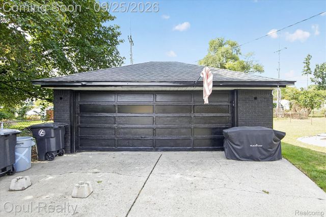 9031 Laurel Street, Livonia, MI 48150