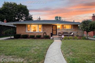 9031 Laurel Street, Livonia, MI 48150