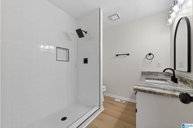 319 7TH STREET NW, Alabaster, AL 35007