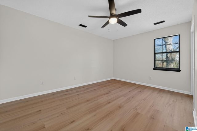 319 7TH STREET NW, Alabaster, AL 35007