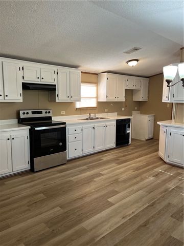 9855 Deer Ridge, Bryan, TX 77808