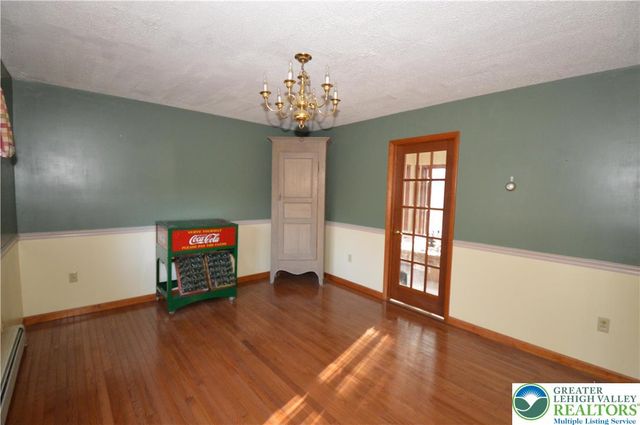 145 Hawk Road, Franklin Twp, PA 18235