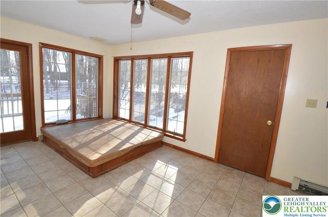 145 Hawk Road, Franklin Twp, PA 18235