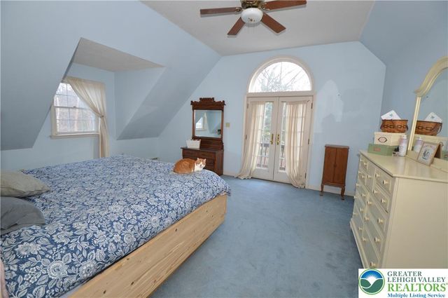 145 Hawk Road, Franklin Twp, PA 18235