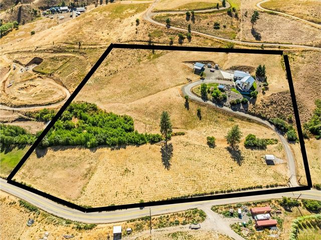 8770 Nahahum Canyon Road, Cashmere, WA 98815