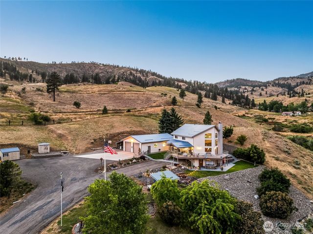 8770 Nahahum Canyon Road, Cashmere, WA 98815