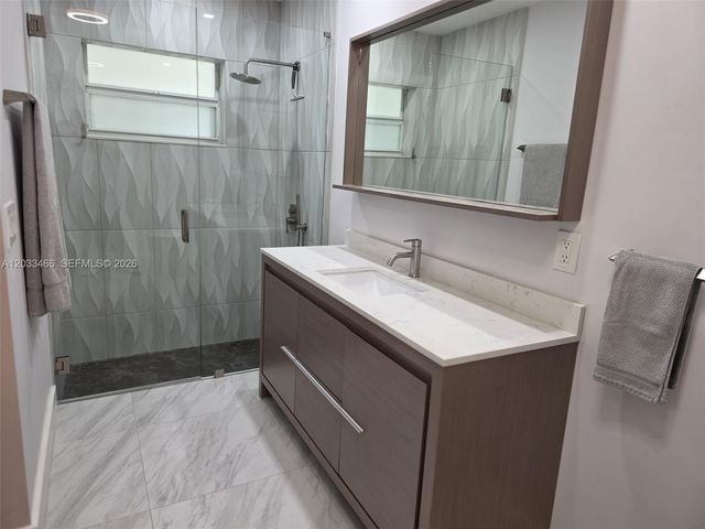 14141 Langley Pl, Davie, FL 33325