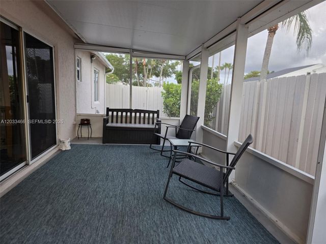 14141 Langley Pl, Davie, FL 33325
