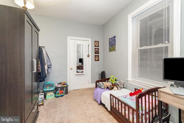 215 MUENCH ST, Harrisburg, PA 17102