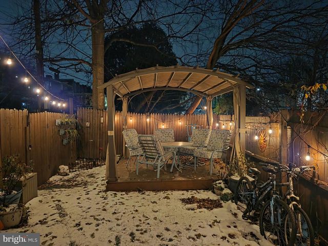 215 MUENCH ST, Harrisburg, PA 17102