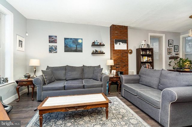 215 MUENCH ST, Harrisburg, PA 17102