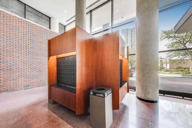 5415 N SHERIDAN Road 3008, Chicago, IL 60640