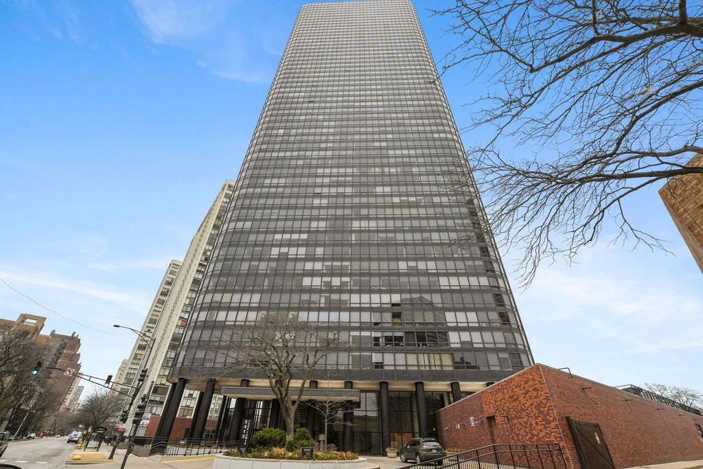 5415 N SHERIDAN Road 3008, Chicago, IL 60640