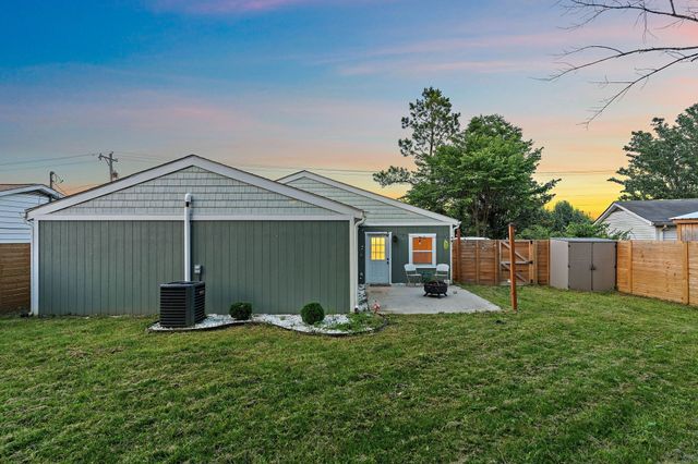 1056 Cheyenne Blvd, Madison, TN 37115