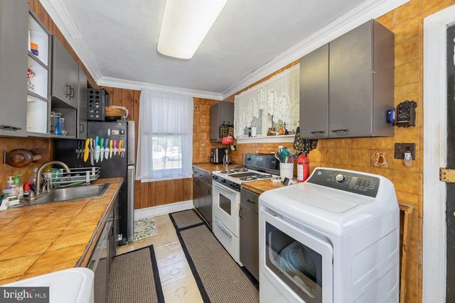 401 WEST AVE, Delanco, NJ 08075