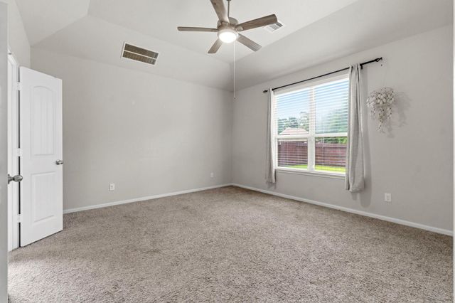 4551 Overlook Bend Drive, Spring, TX 77386