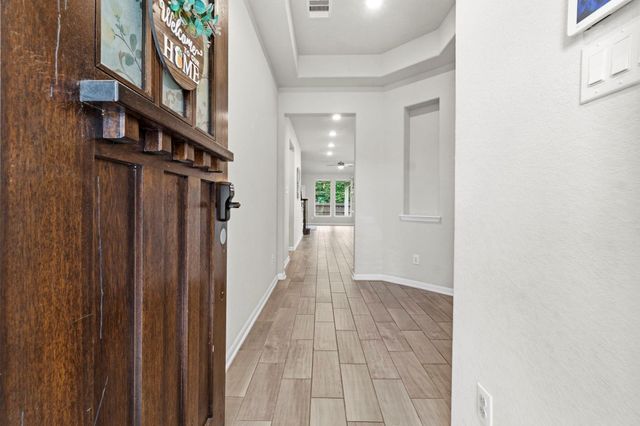 4551 Overlook Bend Drive, Spring, TX 77386