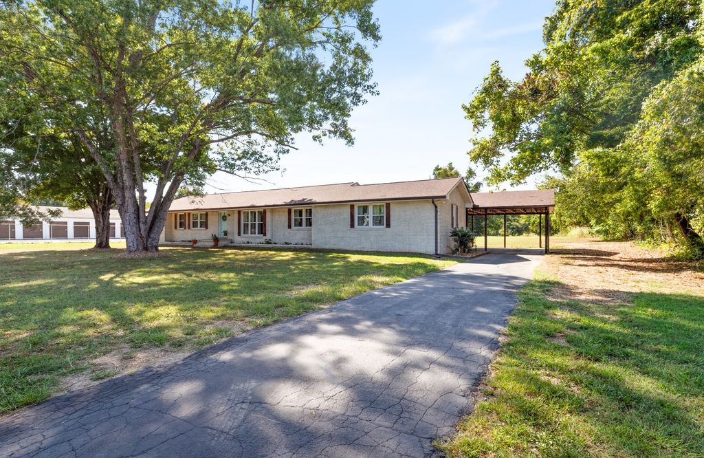 2547 Highway 70, E, Waverly, TN 37185