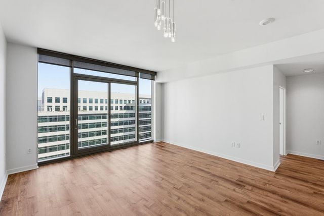 38 N Almaden Boulevard 1906, San Jose, CA 95110