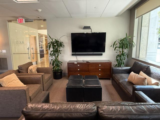 38 N Almaden Boulevard 1906, San Jose, CA 95110