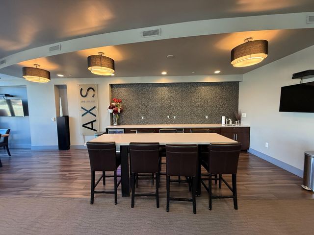 38 N Almaden Boulevard 1906, San Jose, CA 95110