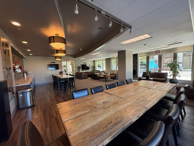 38 N Almaden Boulevard 1906, San Jose, CA 95110