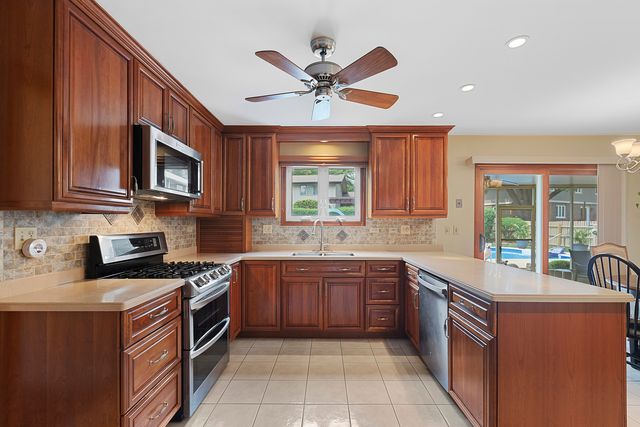 14620 S Mallard Lane, Homer Glen, IL 60491