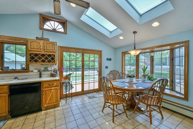 246 Manning St, Needham, MA 02492